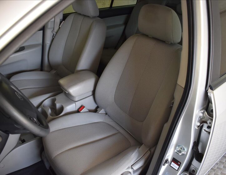 KIA Carens MPV 1,6 l 94 kw