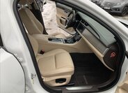 Jaguar XF Sedan 2,0 l 132 kw