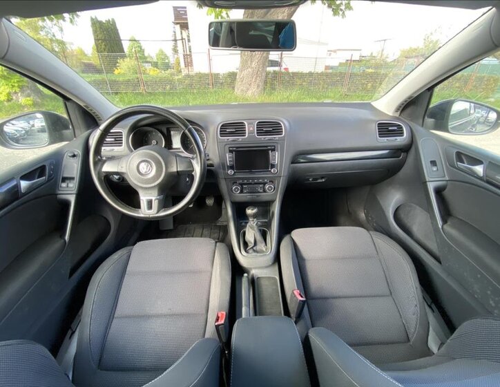 Volkswagen Golf 13