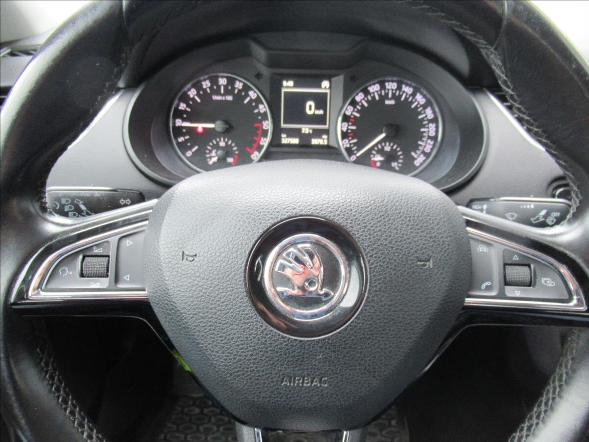 Škoda Octavia Sedan / Limuzína 1,6 l 81 kw