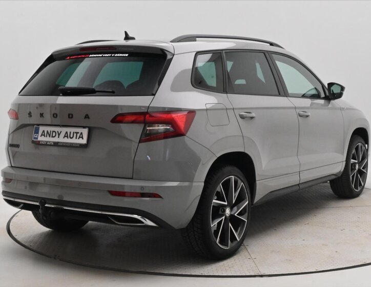 Škoda Karoq SUV / Terénní 1,5 l 110 kw