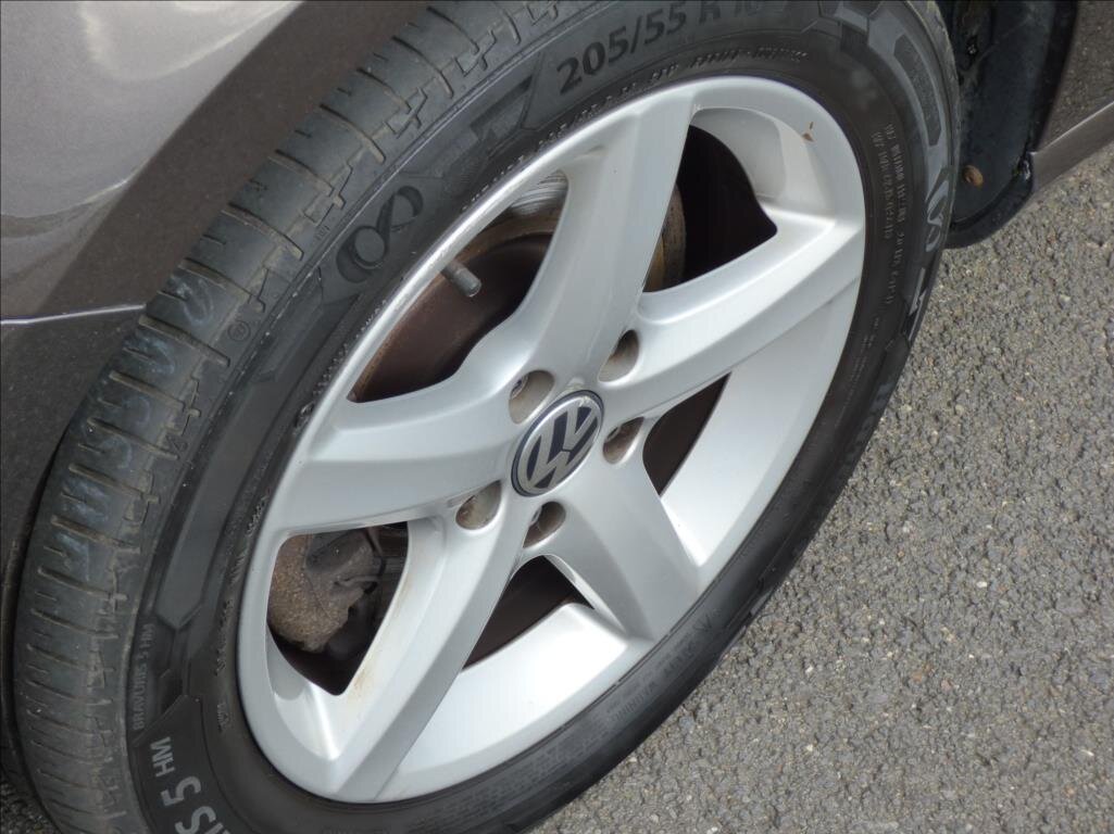 Volkswagen Passat Kombi 2,0 l 130 kw