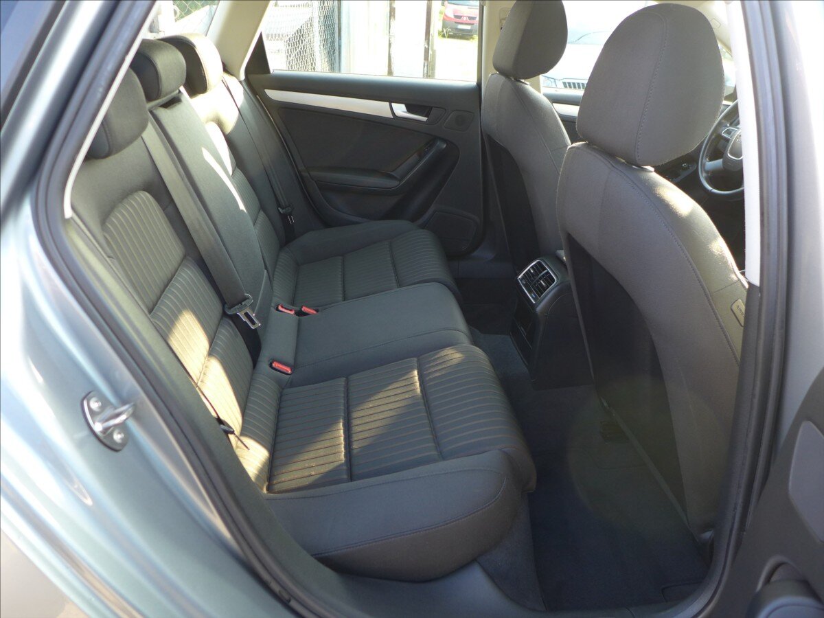 Audi A4 Kombi 2,0 l 105 kw