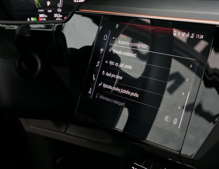 Audi e-tron SUV 0,0 300 kw