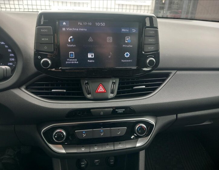 Hyundai i30 Kombi 998,0 88 kw