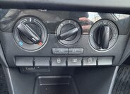 Škoda Rapid Hatchback 999,0 70 kw