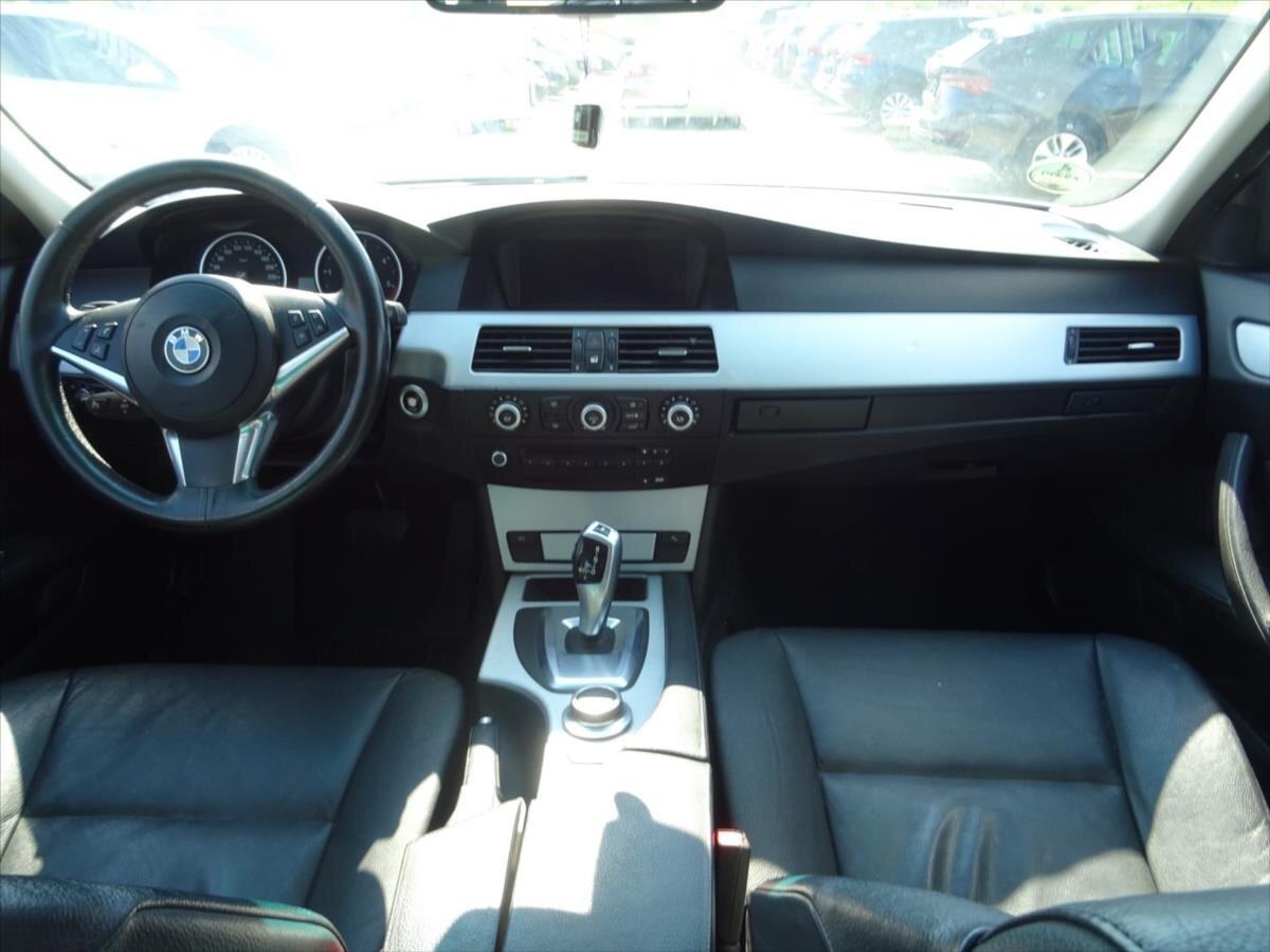 BMW Řada 5 Kombi 3,0 l 173 kw