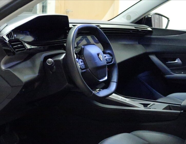 Peugeot 308 Kombi 1,5 l 96 kw