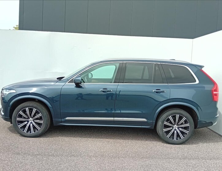 Volvo XC90 SUV / Terénní 2,0 l 173 kw
