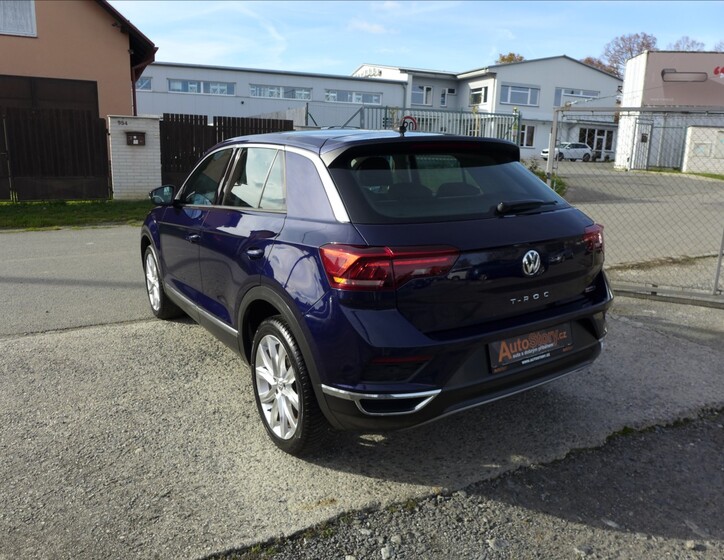 Volkswagen T-Roc 8