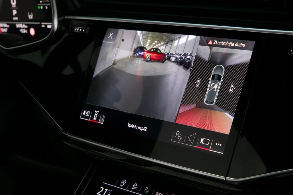 Audi SQ8 SUV 4,0 l 373 kw