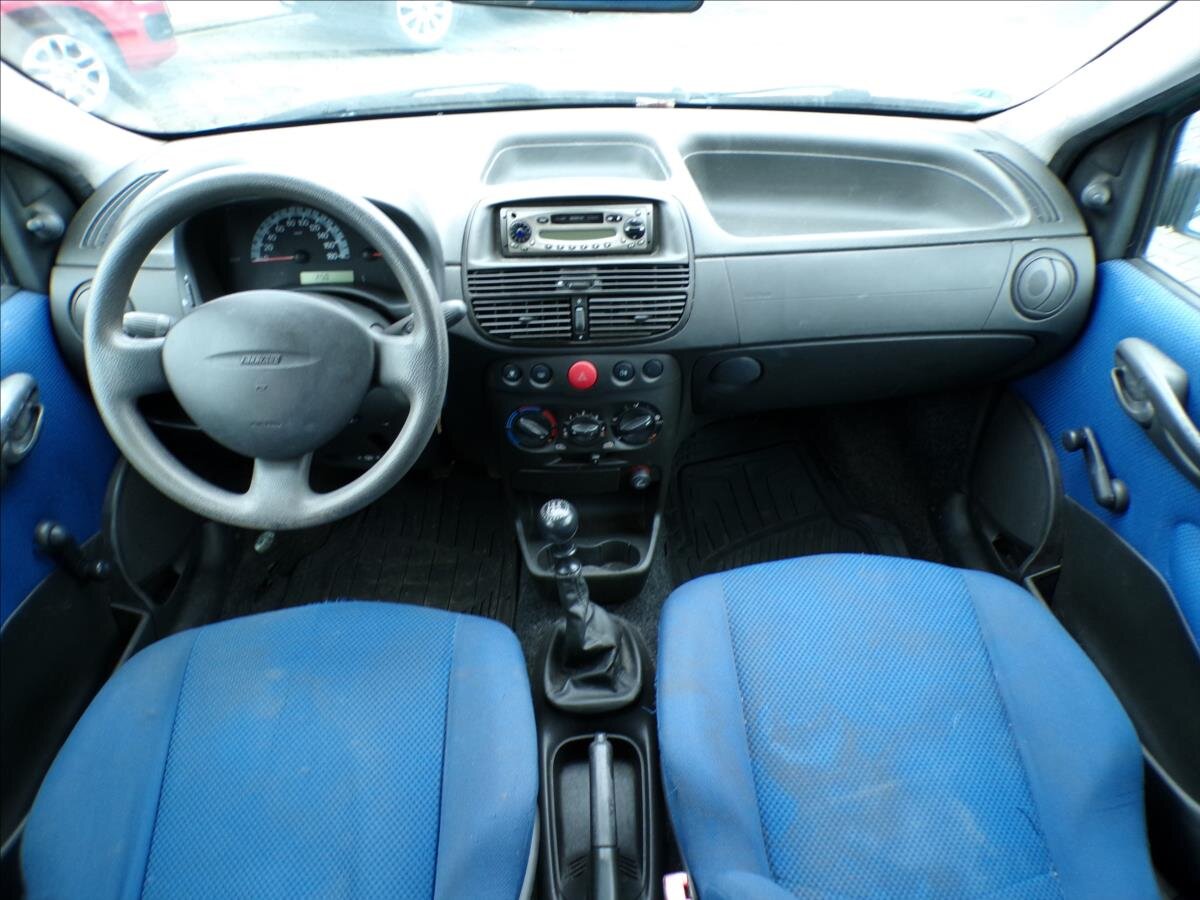 Fiat Punto Hatchback 1,2 l 44 kw