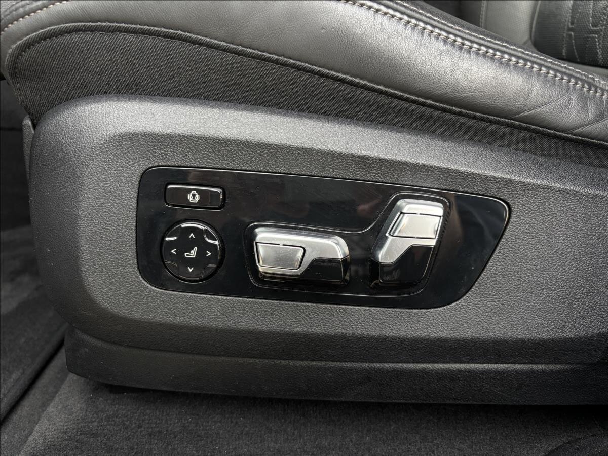 BMW X6 SUV 3,0 l 210 kw