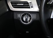 Mercedes-Benz Třídy E 19