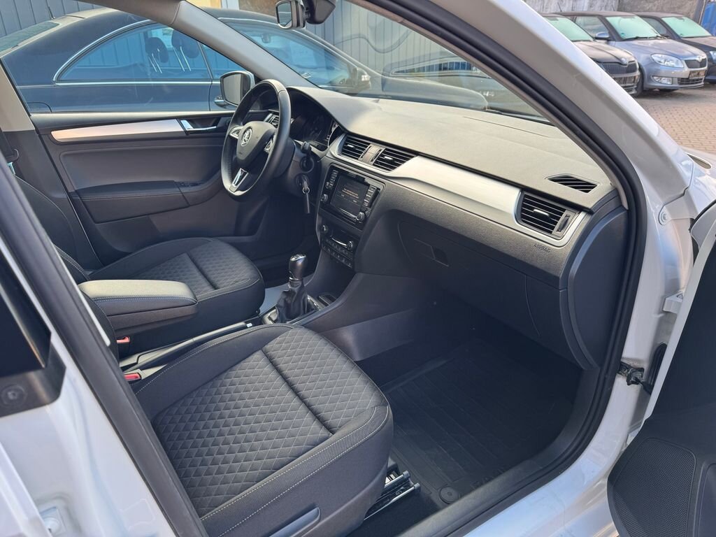 Škoda Rapid Hatchback 999,0 81 kw