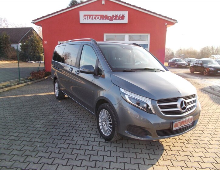Mercedes-Benz Třídy V MPV 2,1 l 140 kw