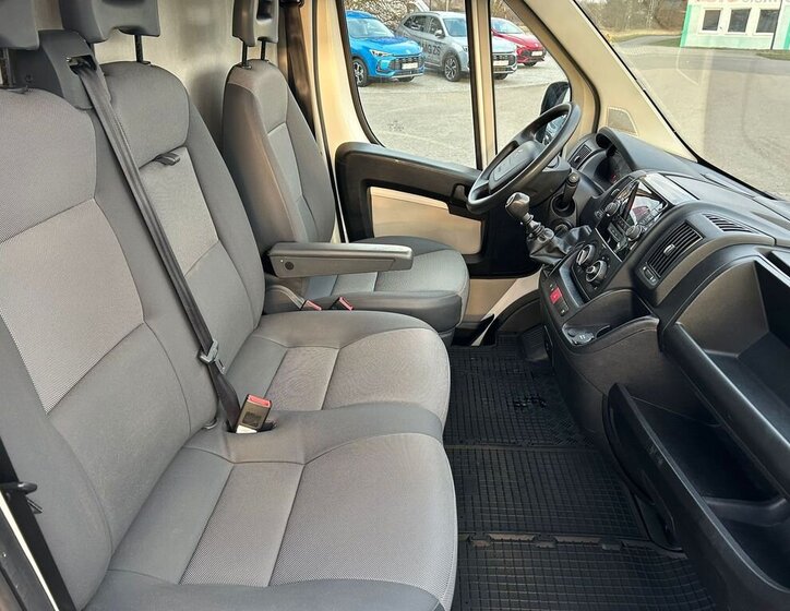 Peugeot Boxer 7