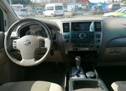 Nissan Armada SUV / Terénní 5,6 l 233 kw