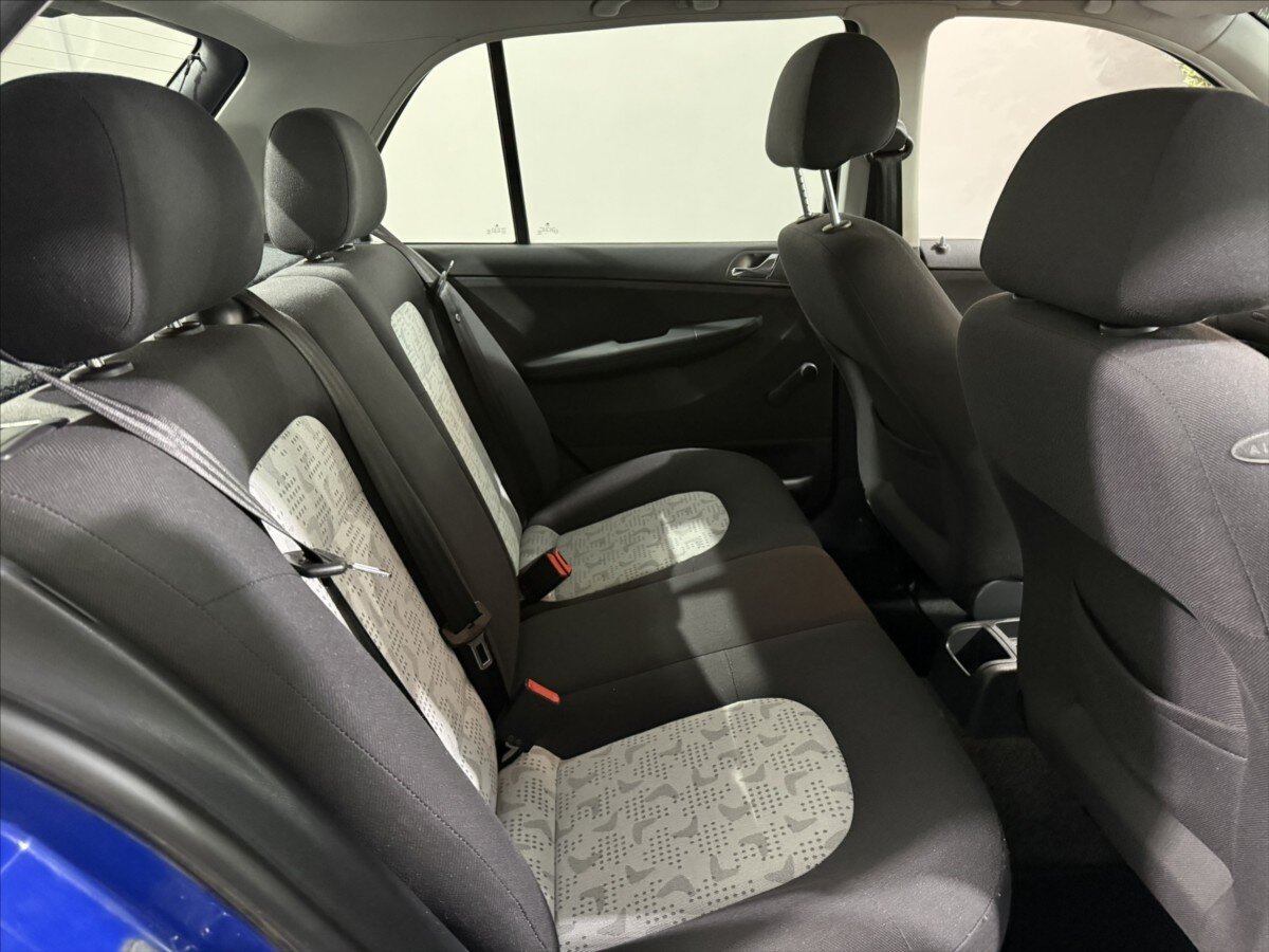 Škoda Fabia Hatchback 1,2 l 40 kw