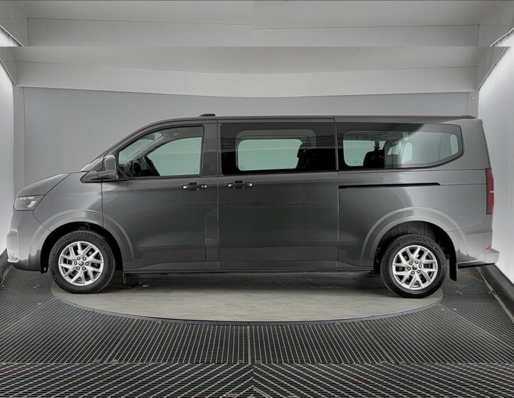 Volkswagen Caravelle Kombi 2,0 l 110 kw