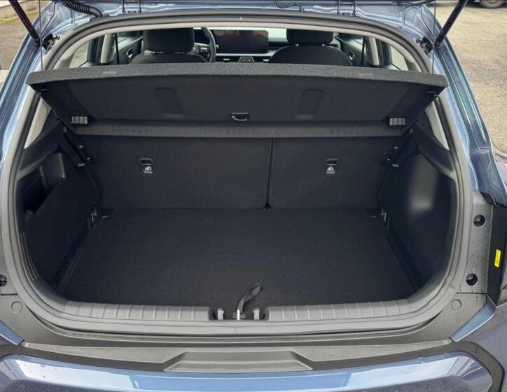 KIA Stonic CUV / Crossover 998,0 74 kw