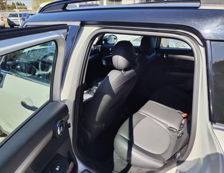 Mini Countryman Kombi 2,0 l 131 kw