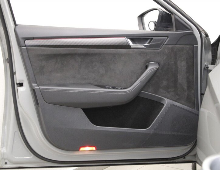 Škoda Superb Kombi 2,0 l 147 kw