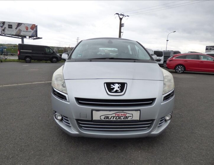 Peugeot 5008 MPV 1,6 l 88 kw