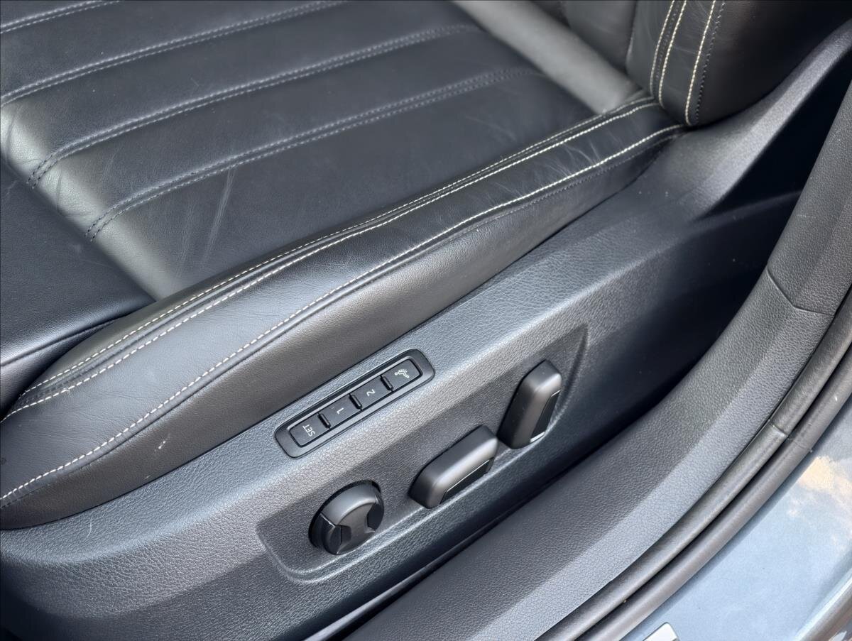 Škoda Superb Kombi 2,0 l 140 kw