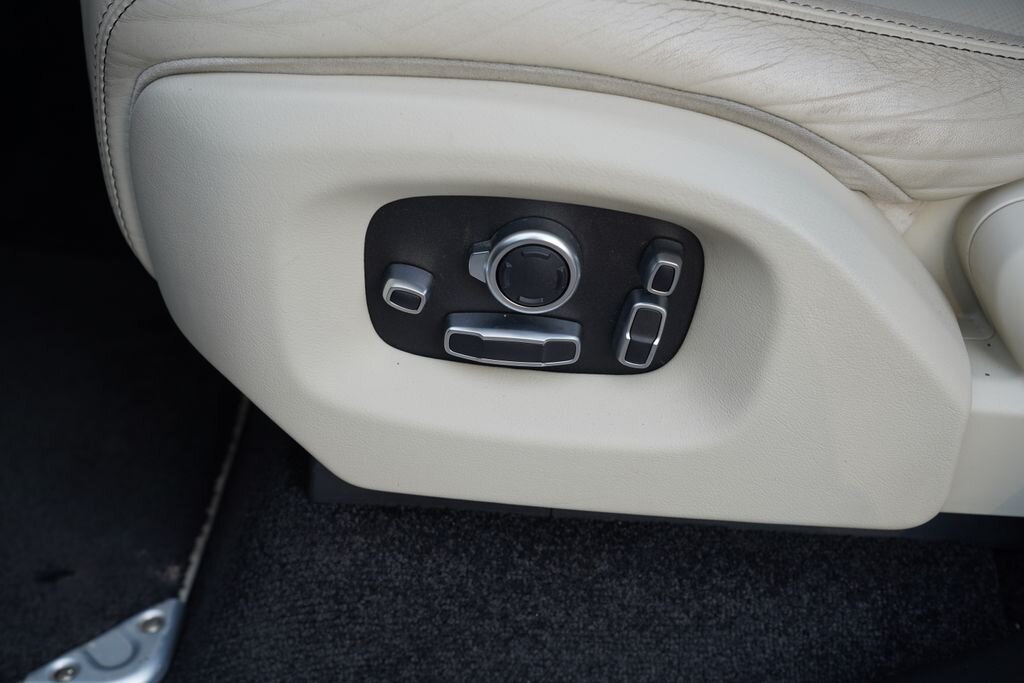 Land Rover Range Rover SUV / Terénní 4,4 l 250 kw