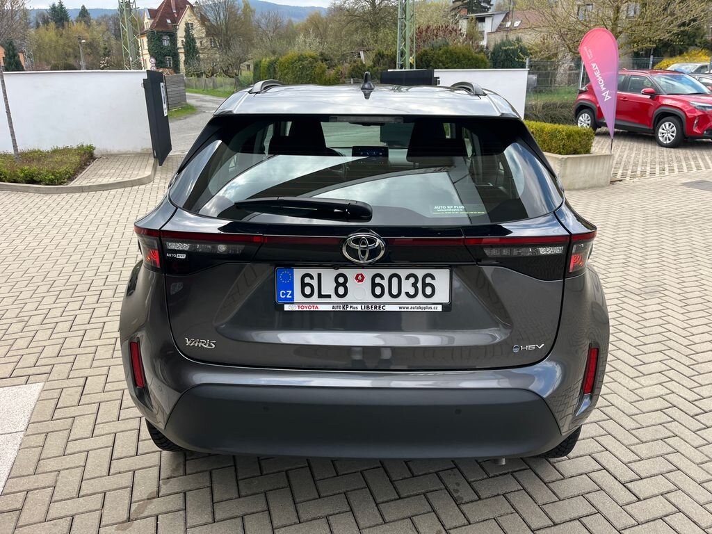 Toyota Yaris Cross SUV / Terénní 1,5 l 68 kw