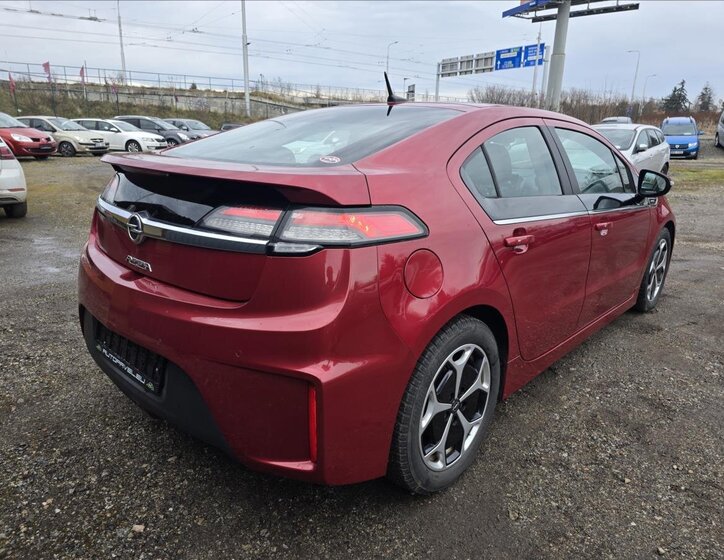 Opel Ampera 5