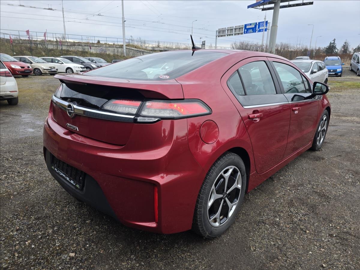 Opel Ampera