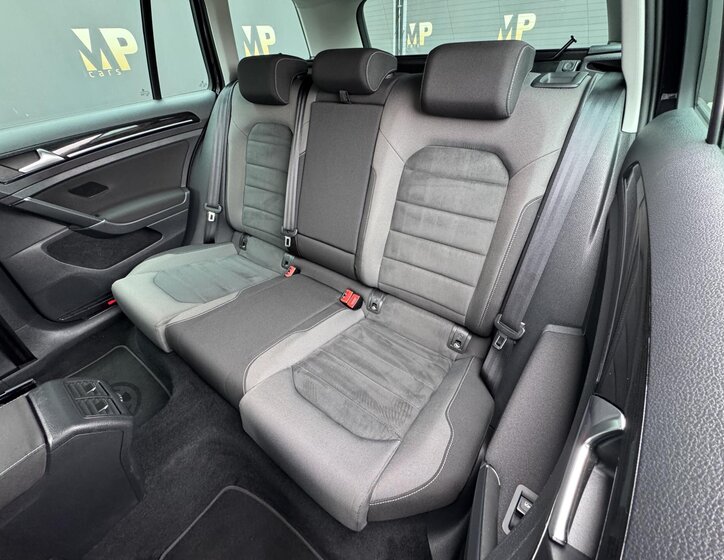 Volkswagen Golf Kombi 2,0 l 110 kw