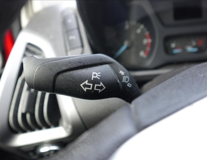 Ford Transit Custom Ostatní 2,0 l 77 kw