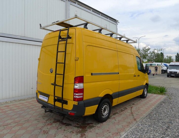 Mercedes-Benz Sprinter Užitková 2,1 l 120 kw