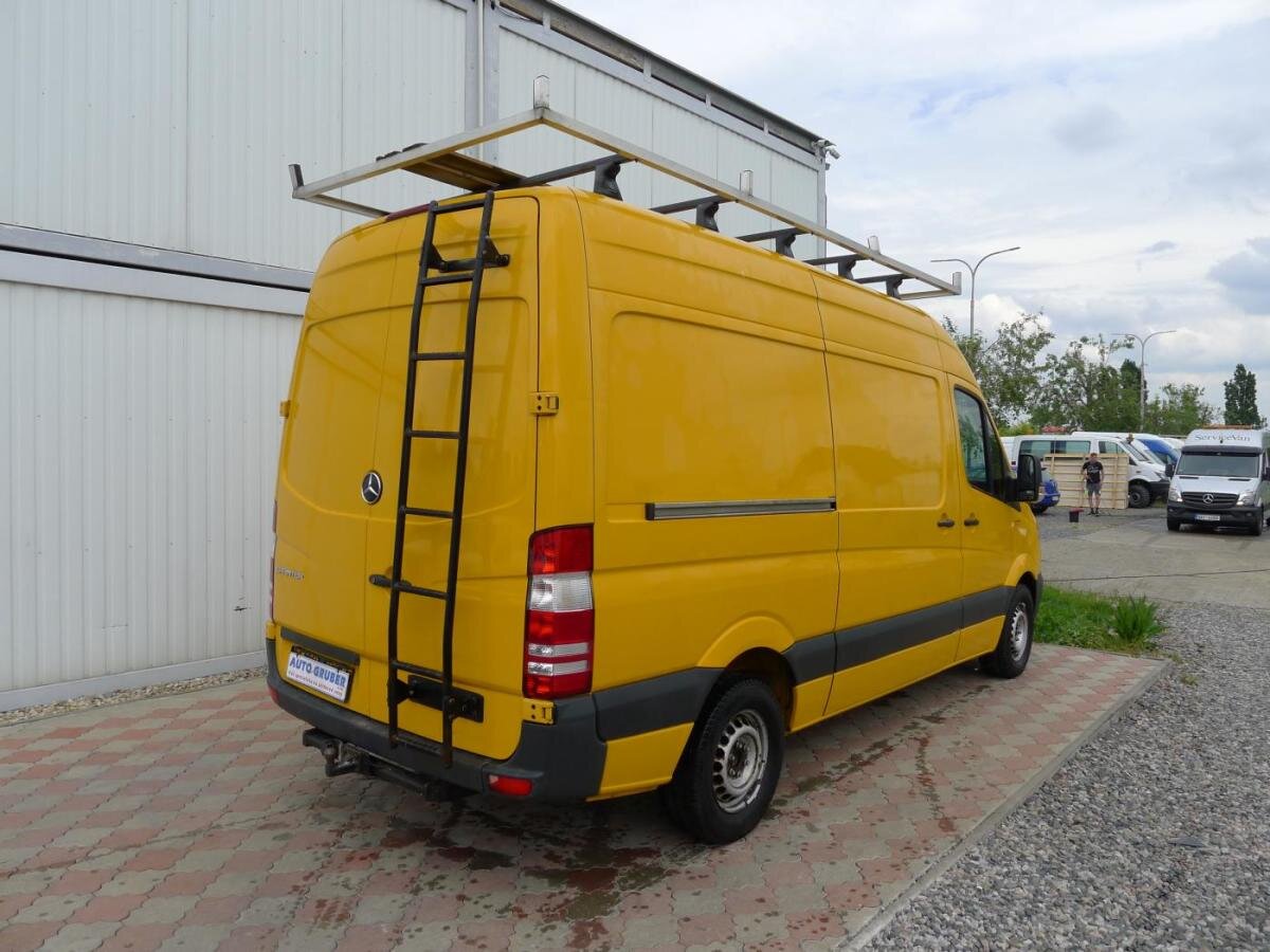Mercedes-Benz Sprinter Užitková 2,1 l 120 kw
