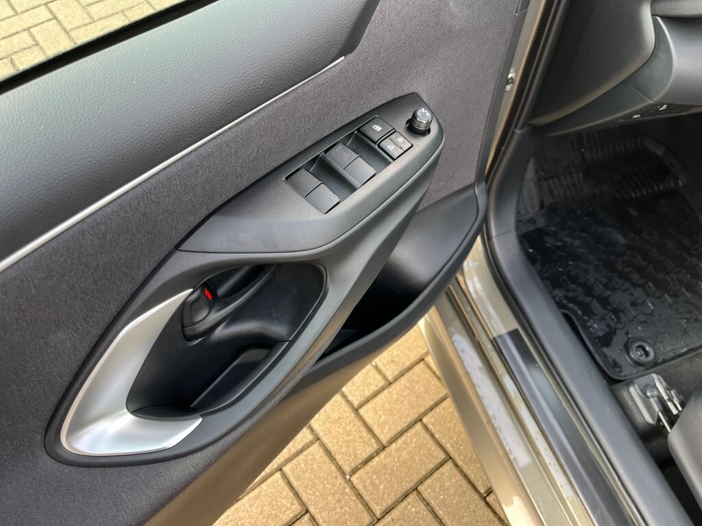 Toyota Yaris Hatchback 1,5 l 68 kw