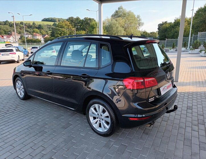 Volkswagen Golf Sportsvan MPV 1,4 l 92 kw