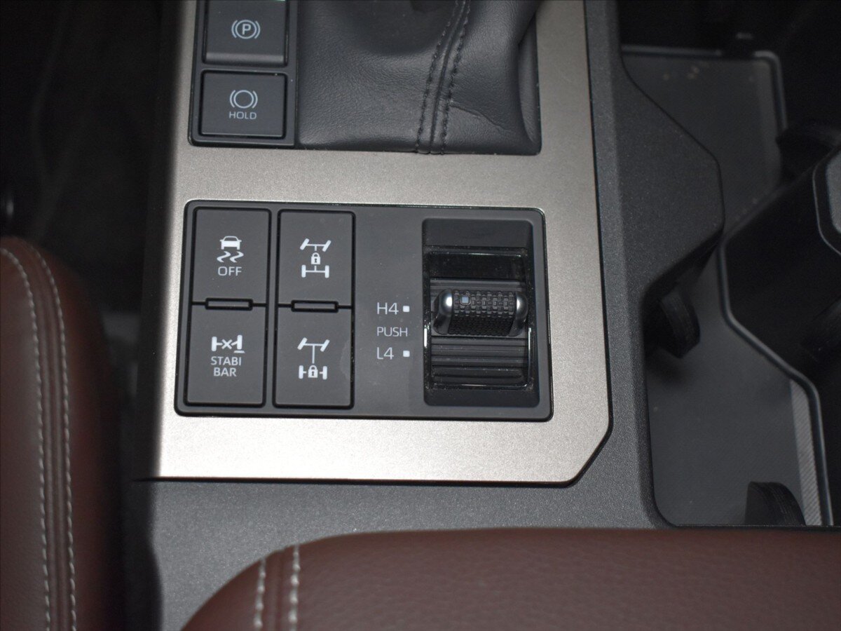 Toyota Land Cruiser SUV / Terénní 2,8 l 151 kw