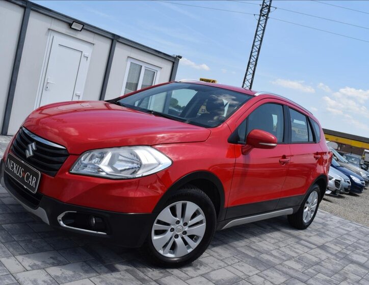 Suzuki SX4 S-Cross Hatchback 1,6 l 88 kw
