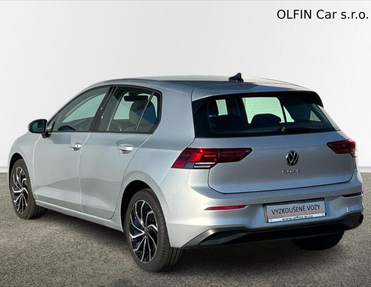 Volkswagen Golf Hatchback 999,0 81 kw