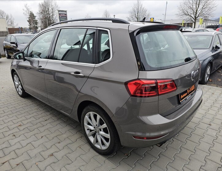 Volkswagen Golf Sportsvan 8