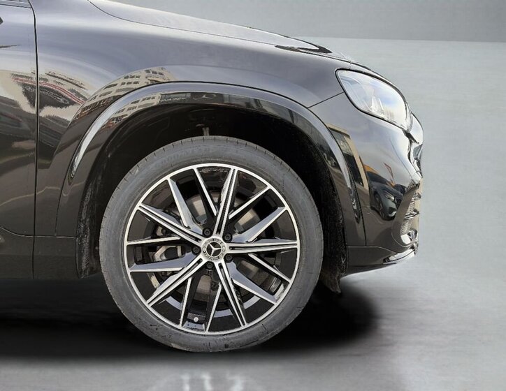 Mercedes-Benz GLB SUV / Terénní 0,0 260 kw