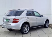 Mercedes-Benz Třídy M SUV / Terénní 3,0 l 165 kw