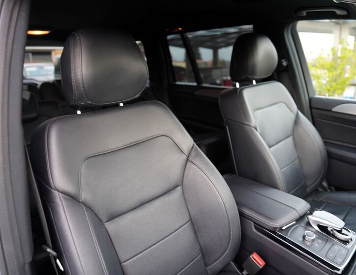 Mercedes-Benz GLS 33