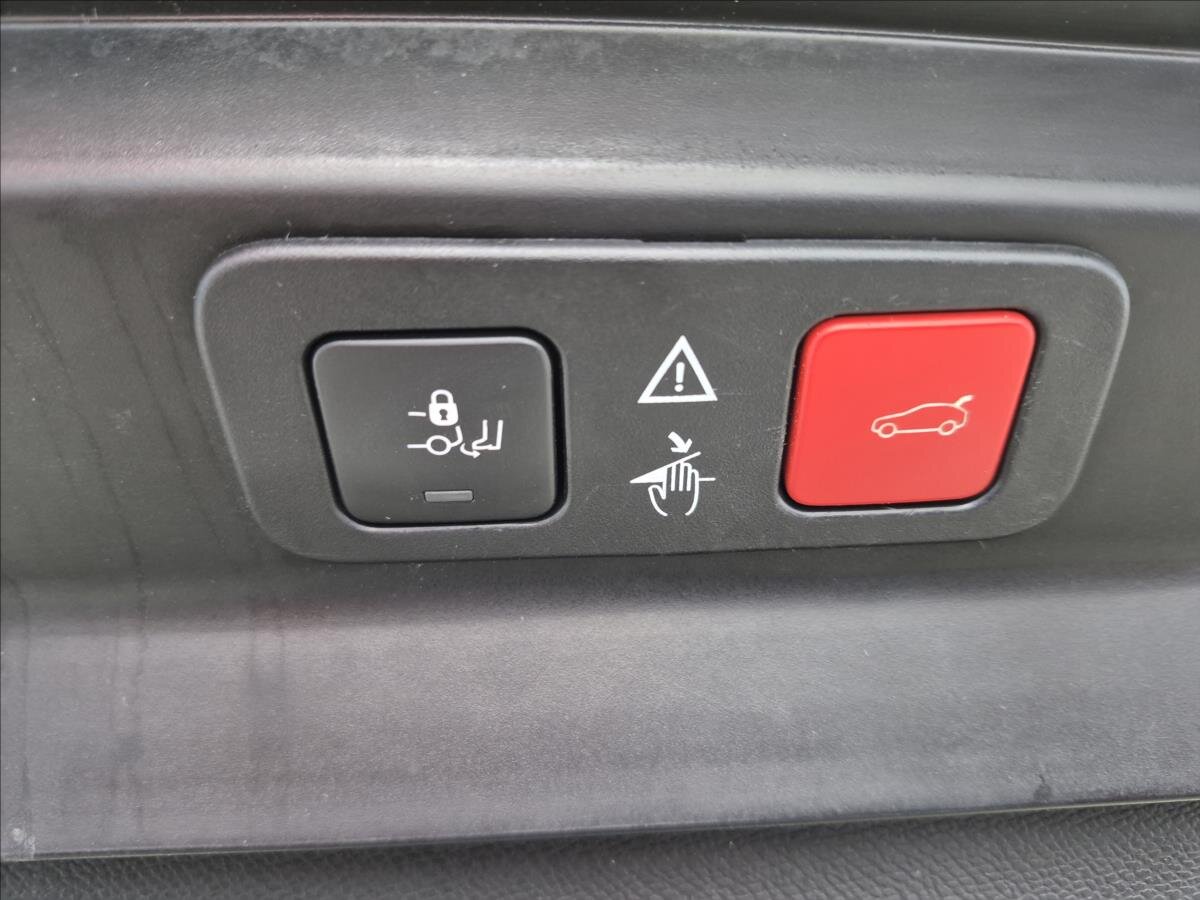 Peugeot 5008 MPV 1,6 l 133 kw