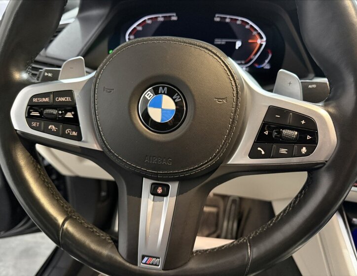 BMW X6 Sedan / Limuzína 3,0 l 250 kw