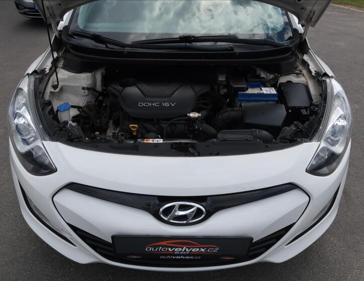 Hyundai i30 20