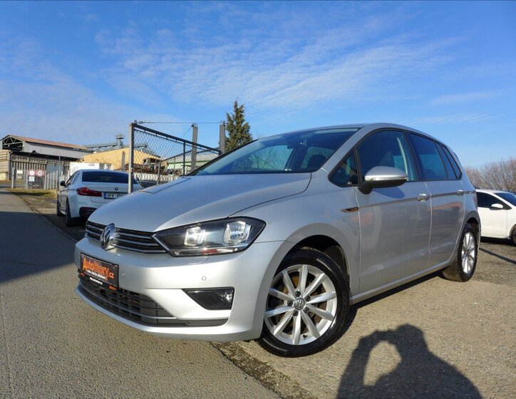 Volkswagen Golf Sportsvan Kombi 1,2 l 63 kw